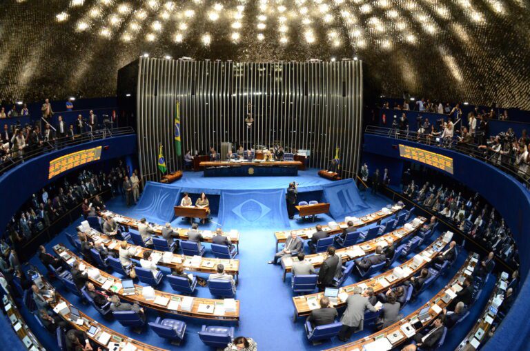 CCJ Do Senado Aprova PEC Que Criminaliza Posse E Porte De Drogas Em