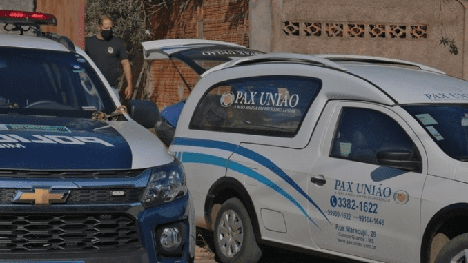 Carro funerário e viatura da PMMS - FOTO Ilustrativa/Roberta Martins