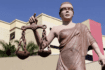 Deusa Thêmis, conhecida como deusa da Justiça, localizada em frente ao Fórum de Campo Grande