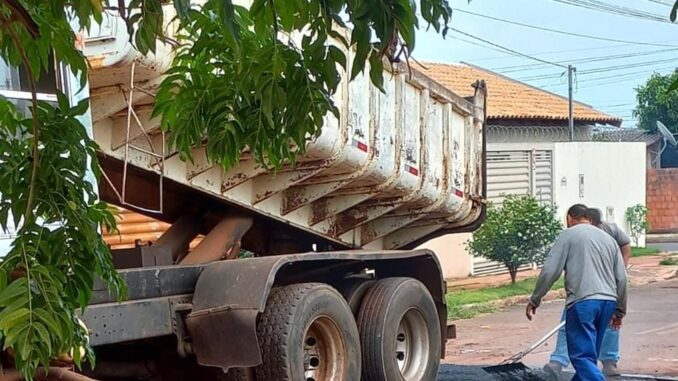 Equipes trabalhando pelo local - Foto: WhatsApp (67) 99869-6924