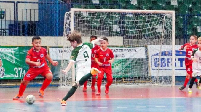 Taca-Brasil-Sub-10-de-Futsal-tera-disputas-em-Campo-Grande-Foto-Lucas-Castro_Fundesporte-1-730x480