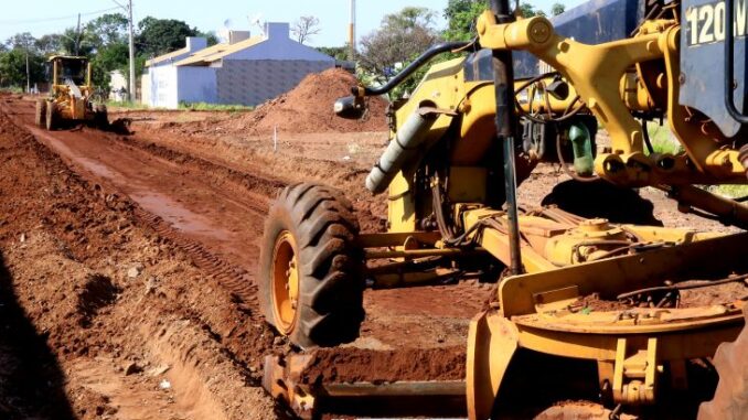 OBras-ded-Pasvimentação-nas-ruas-do-Bairro-Nova-Lima-Foto-Edemir-Rodrigues-11-730x480